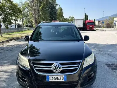 Usata VW Tiguan Sport 140 CV (102 kW) 2009 Nero SUV
