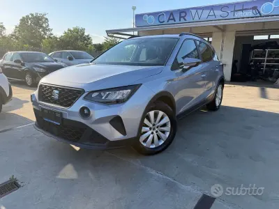 Usata Seat Arona Style 95 CV (69 kW) 2023 Grigio SUV