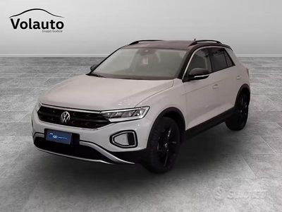 Usata VW T-Roc Sportline 116 CV (85 kW) 2025 Beige SUV
