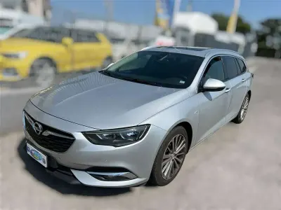 Usata Opel Insignia Innovation 136 CV (100 kW) 2019 Argento Station wagon