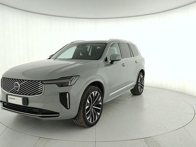 Usata Volvo XC90 Plus 250 CV (183 kW) 2025 Grigio SUV