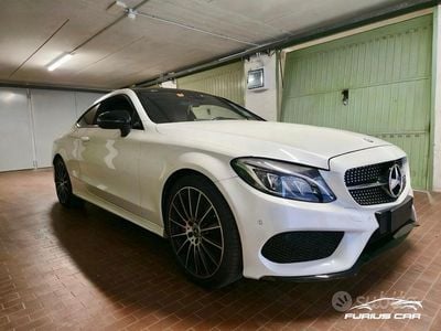 Usata Mercedes C300 244 CV (179 kW) 2017 Bianco Coupé
