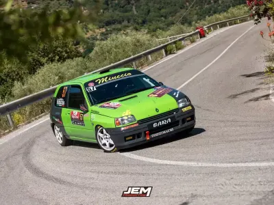 Usata Renault Clio 147 CV (108 kW) 1993 Verde Utilitaria