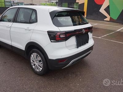 Usata VW T-Cross 95 CV (69 kW) 2019 Bianco SUV