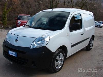 Usata Renault Kangoo 43 kW (59 CV) 2014 Bianco Furgone
