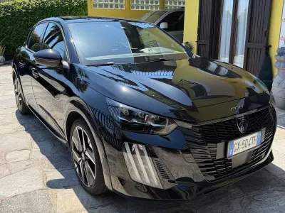 Usata Peugeot 208 GTi 136 CV (100 kW) 2024 Nero Utilitaria