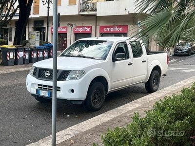 Second-hand Nissan Navara 80 CP (58 kW) 2014 Alb Pickup