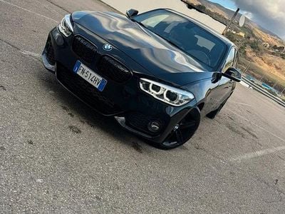 Usata BMW 118 Sport Line 150 CV (110 kW) 2017 Nero Utilitaria
