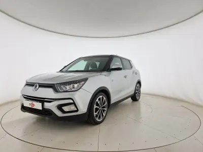 Usata SsangYong Tivoli 136 CV (100 kW) 2020 Argento SUV