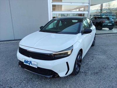 Usata Opel Corsa 61 kW (84 CV) 2024 Bianco Berlina