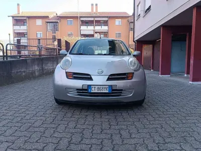 Usata Nissan Micra Acenta 80 CV (58 kW) 2005 Grigio Berlina