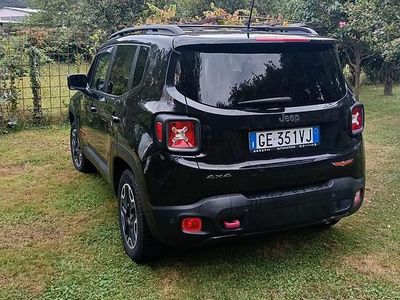 Gebraucht Jeep Renegade Trailhawk 170 PS (125 kW) 2017 Schwarz SUV