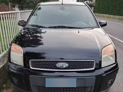 Gebraucht Ford Fusion 68 PS (50 kW) 2006 Schwarz Kleinwagen