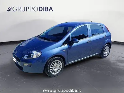 Usata Fiat Punto Lounge 69 CV (50 kW) 2017 Blu Utilitaria