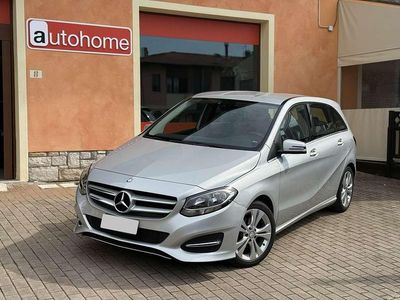 Usata Mercedes B180 109 CV (80 kW) 2015 Argento polare Utilitaria