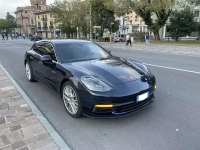 Usata Porsche Panamera 4 E-Hybrid Sport Turismo Sport Turismo 330 CV (242 kW) 2020 Station wagon