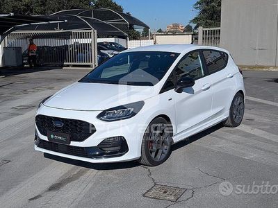 Usata Ford Fiesta ST-Line X 125 CV (91 kW) 2023 Bianco Utilitaria