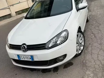 Usado VW Golf VI Highline 105 CV (77 kW) 2011 Blanco Utilitario
