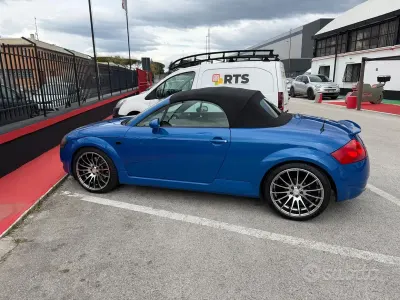 Usata Audi TT 163 CV (119 kW) 2006 Blu Coupé