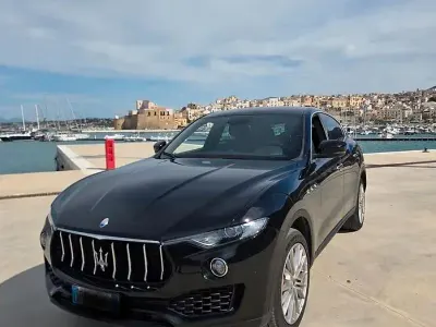 Usata Maserati Levante 350 CV (257 kW) 2019 Nero SUV