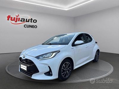 Second-hand Toyota Yaris Hybrid Trend 116 CP (85 kW) 2022 Alb Hatchback