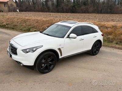 Usata Infiniti QX70 238 CV (175 kW) 2015 Bianco SUV