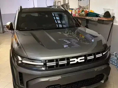 Usata Dacia Duster 101 CV (74 kW) 2024 Grigio SUV