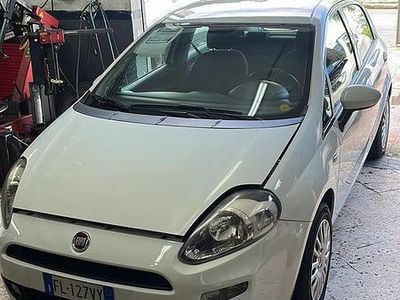Usata Fiat Punto Evo 95 CV (69 kW) 2017 Bianco Utilitaria