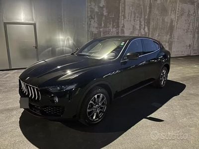 Usata Maserati Levante GranLusso 250 CV (183 kW) 2020 Nero SUV
