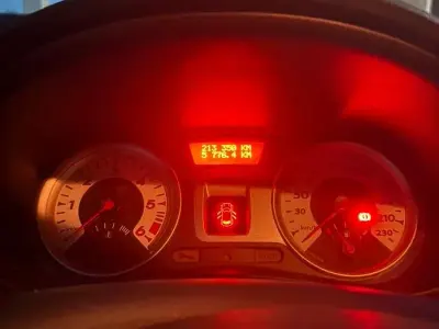 Usata Renault Clio III 68 CV (50 kW) 2008 Nero Berlina