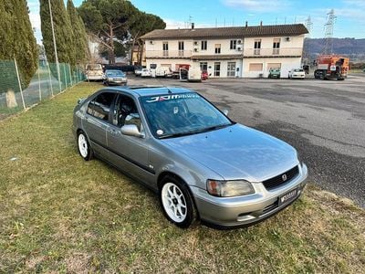 Usata Honda Civic 126 CV (92 kW) 1995 Argento Berlina