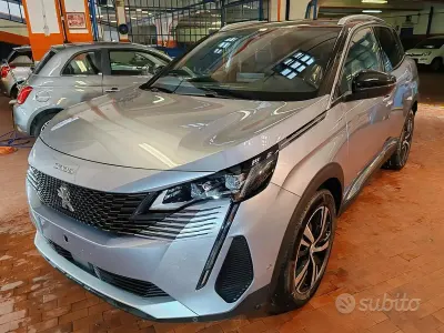 Usata Peugeot 3008 GT 136 CV (100 kW) 2024 Grigio artense SUV