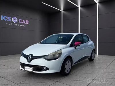 Usata Renault Clio IV 75 CV (55 kW) 2012 Bianco Berlina