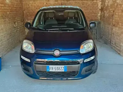 Usata Fiat Panda 69 CV (50 kW) 2018 Blu Utilitaria