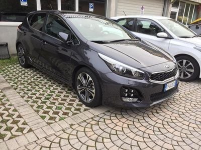 Usata Kia Ceed GT GT-Line 120 CV (88 kW) 2016 Grigio Berlina