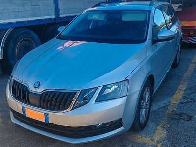 Usata Skoda Octavia 115 CV (84 kW) 2018 Grigio Station wagon
