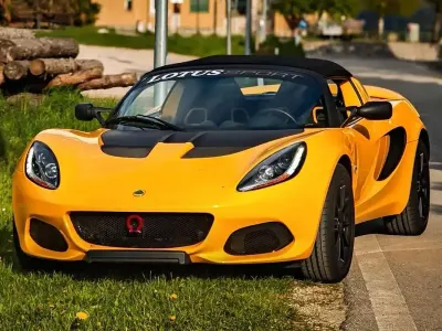 Usata Lotus Elise 243 CV (178 kW) 2022 Giallo Cabrio