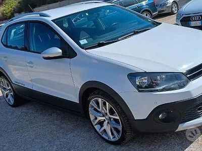 Usata VW Polo Cross 90 CV (66 kW) 2016 Bianco Utilitaria