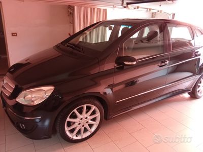 usata Mercedes 200 Sport