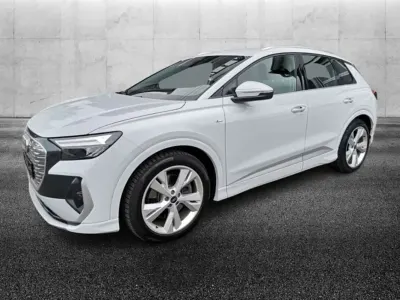 Usata Audi Q4 e-tron S-Line 77 kW (105 CV) 2023 Bianco SUV