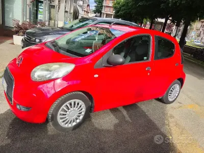 Usata Citroën C1 68 CV (50 kW) 2010 Rosso Utilitaria