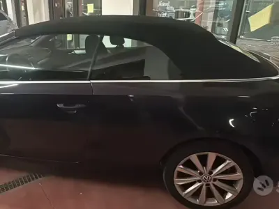 Usata VW Golf Cabriolet 140 CV (102 kW) 2012 Blu Cabrio