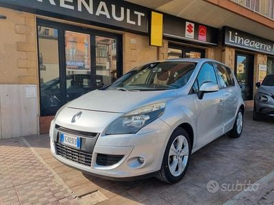 Grigio Usata 2010 Renault Scénic III Dynamique Monovolume | 2900 € (Ottimo prezzo)