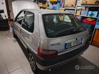 Usata Citroën Saxo 60 CV (44 kW) 2000 Grigio Utilitaria