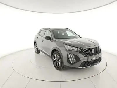 Occasion Peugeot 2008 Allure 101 ch (74 kW) 2025 Gris SUV