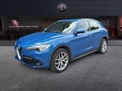Usata Alfa Romeo Stelvio Executive 209 CV (153 kW) 2017 Blu SUV