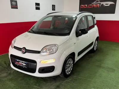 Usata Fiat Panda Lounge 69 CV (50 kW) 2015 Bianco Utilitaria