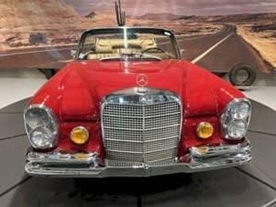 Usata Mercedes 280 SE 160 CV (117 kW) 1969 Rosso Cabrio