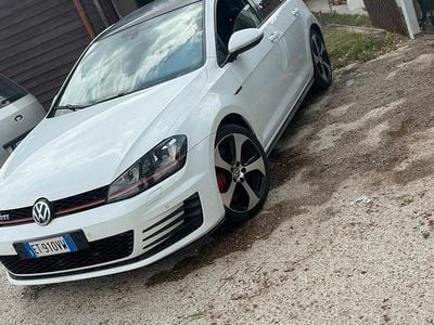 Usata VW Golf VII GTI 230 CV (169 kW) 2014 Bianco Utilitaria