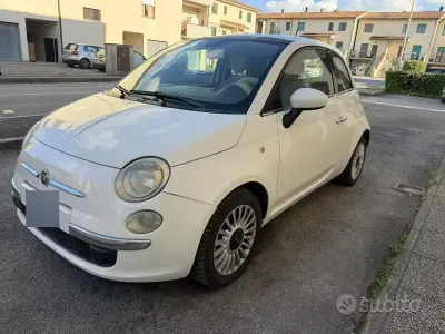 Begagnad Fiat 500 69 HK (50 kW) 2008 Vit